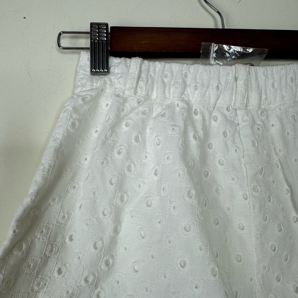 L* Space Vista Short in Eye On You Eyelet NWT Size XS - Picture 7 of 9